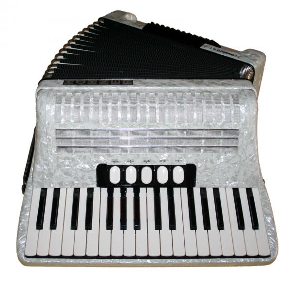 Hohner Concerto III T Akkordeon Centrum